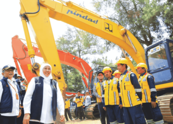 Gubernur Khofifah Pimpin Apel Kesiapsiagaan Hadapi El Nino dan Banjir