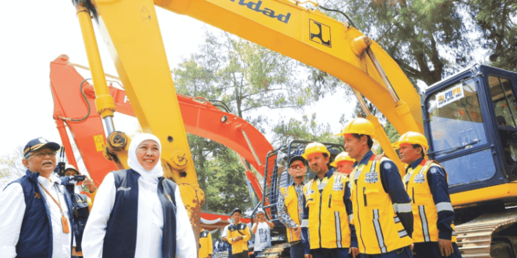 Gubernur Khofifah Pimpin Apel Kesiapsiagaan Hadapi El Nino dan Banjir