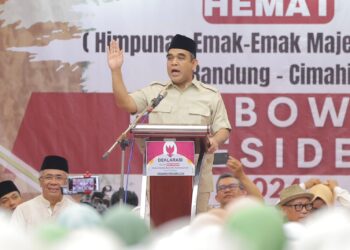 Prabowo Berkomitmen Berantas Kemiskinan dan Kendalikan Harga Sembako